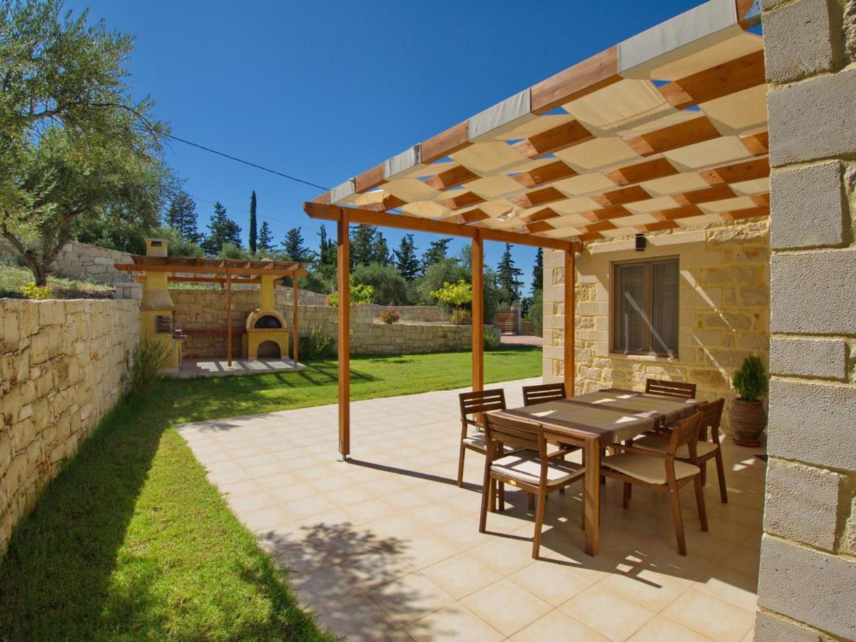 Villa Olivia With Pool Vrises Crete Alikampos 外观 照片